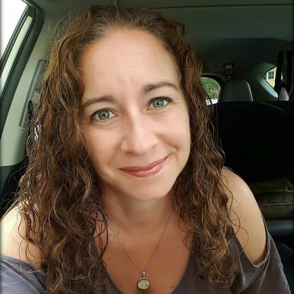 Meet your Posher, Jessica - Picture 1 of 1